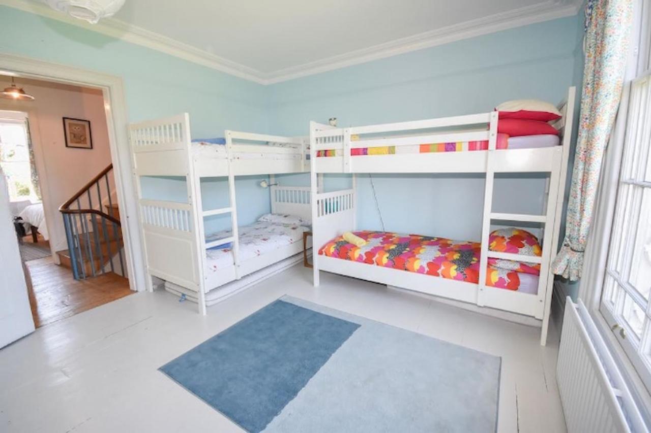 Arden Villa, Sleeps 8, Moments From The Golden Sandy Beach Of Ryde Ryde  Exterior photo