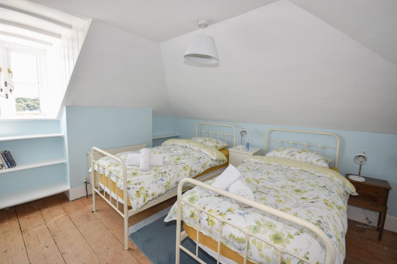 Arden Villa, Sleeps 8, Moments From The Golden Sandy Beach Of Ryde Ryde  Exterior photo