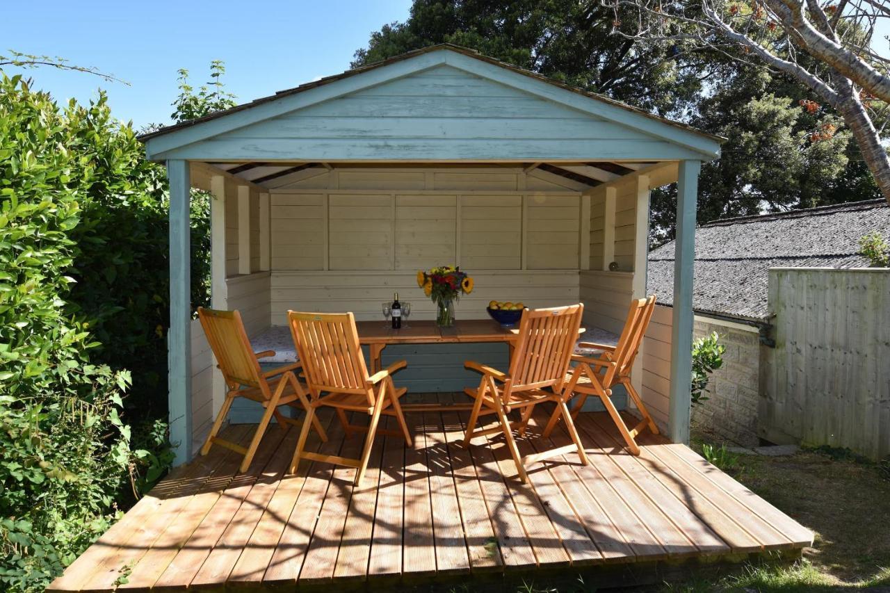 Arden Villa, Sleeps 8, Moments From The Golden Sandy Beach Of Ryde Ryde  Exterior photo